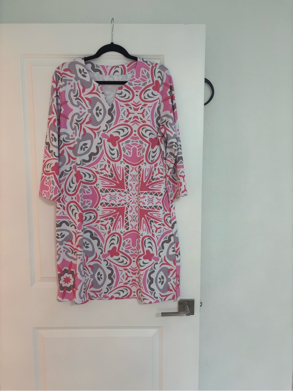 Women’s Pink Patterned Shift Dress Size L with Side Pockets